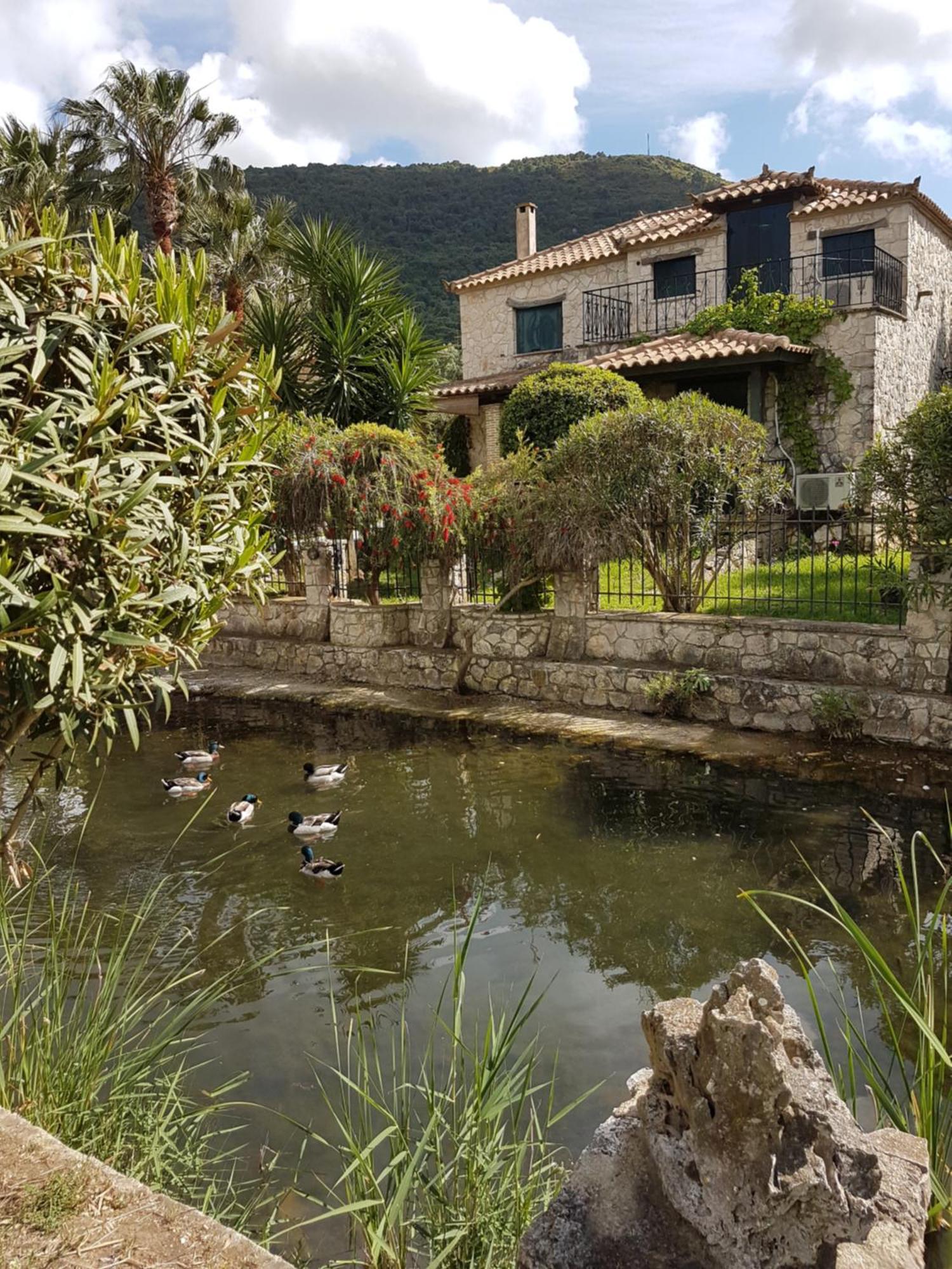Castello Bellos Villas & Apartments Keri 외부 사진