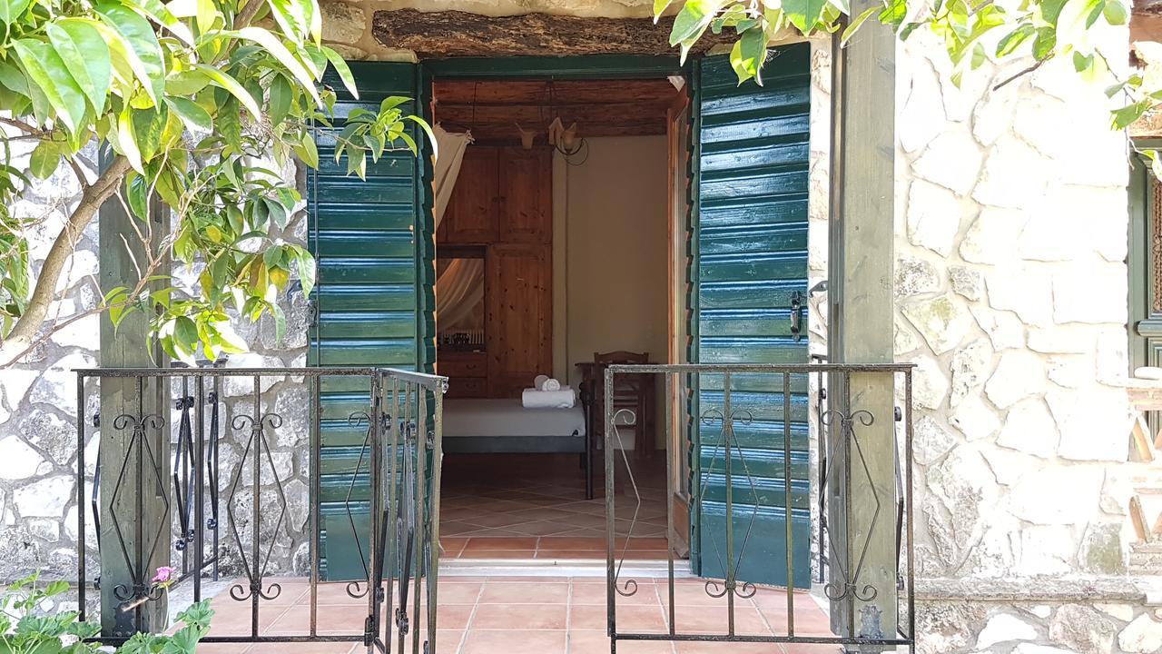 Castello Bellos Villas & Apartments Keri 외부 사진