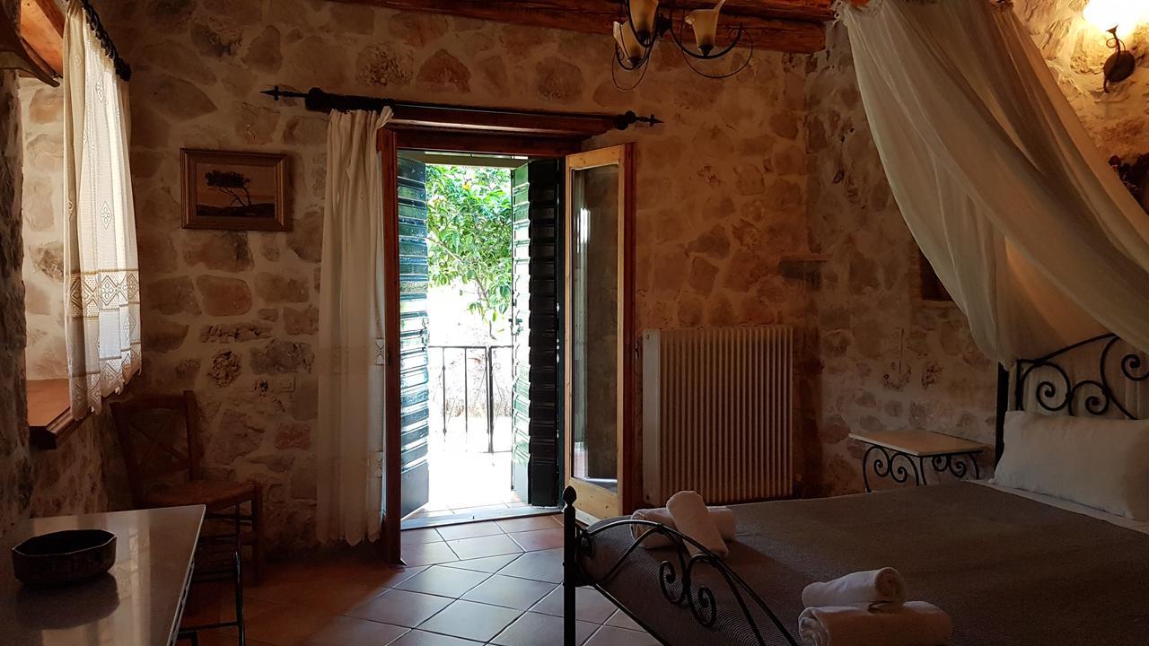 Castello Bellos Villas & Apartments Keri 외부 사진