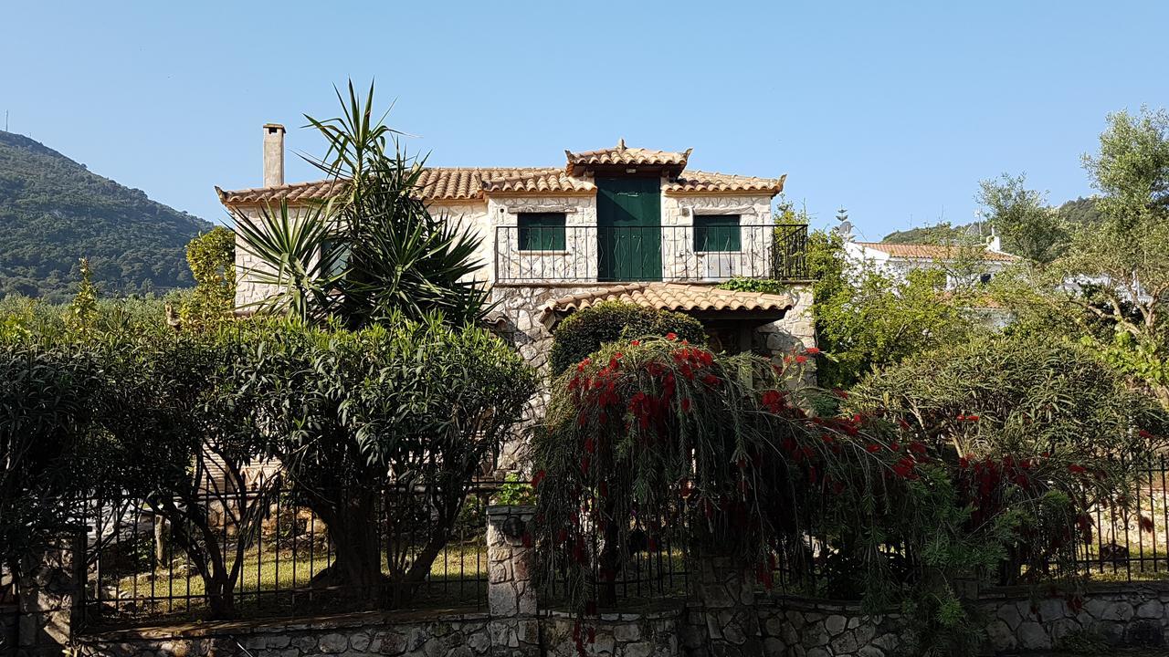 Castello Bellos Villas & Apartments Keri 외부 사진
